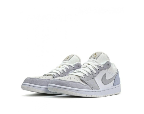 Nike Air Jordan Low Paris - Image 2