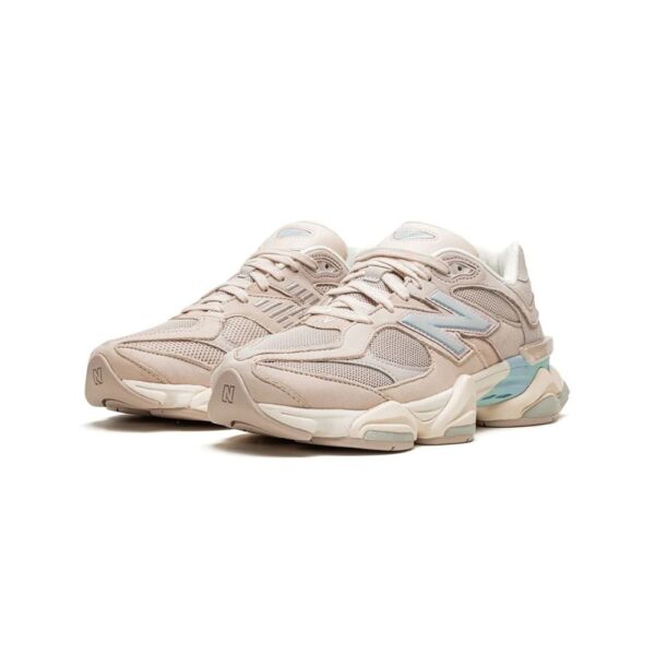 New Balance 9060 ivory Cream - Image 2