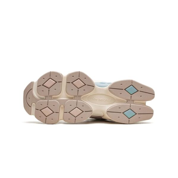 New Balance 9060 ivory Cream - Image 4